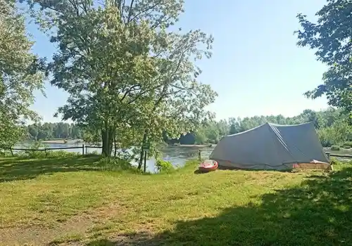 Kayak Camping Deneuvre en Auvergne